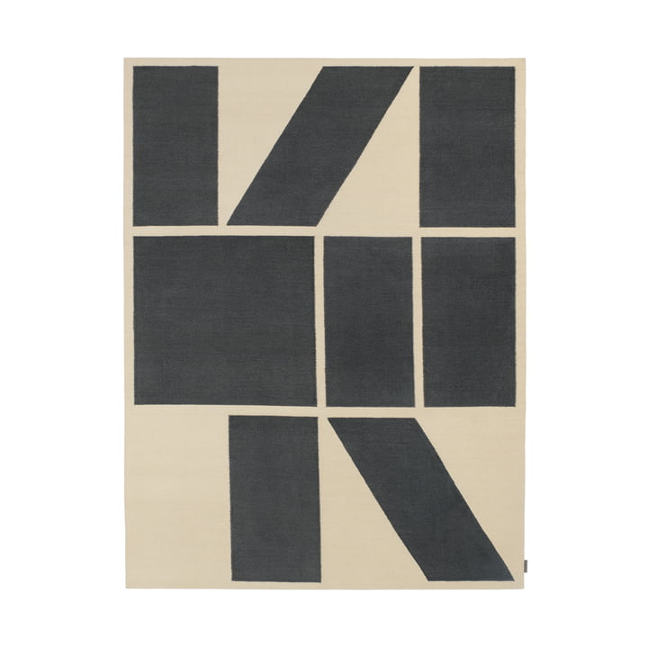 Kelim Untitled_AB11 Tapis, 180 x 240 cm, noir / beige (0033 Slate) de Kvadrat