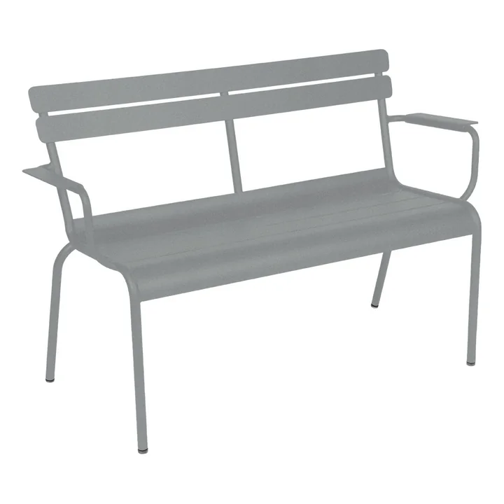Luxembourg Banc de jardin avec accoudoirs de Fermob en couleur gris lapilli