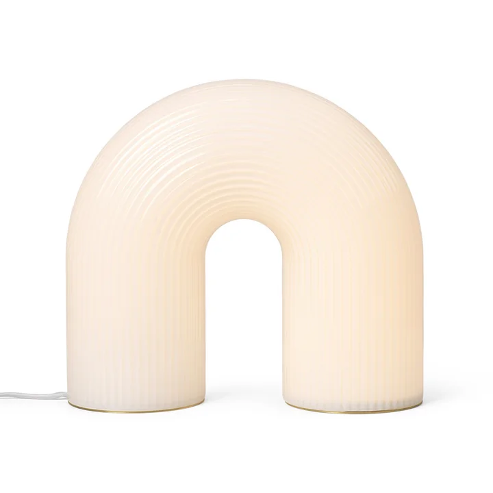 Vuelta LED Lampadaire Ferm Living dans la couleur blanc