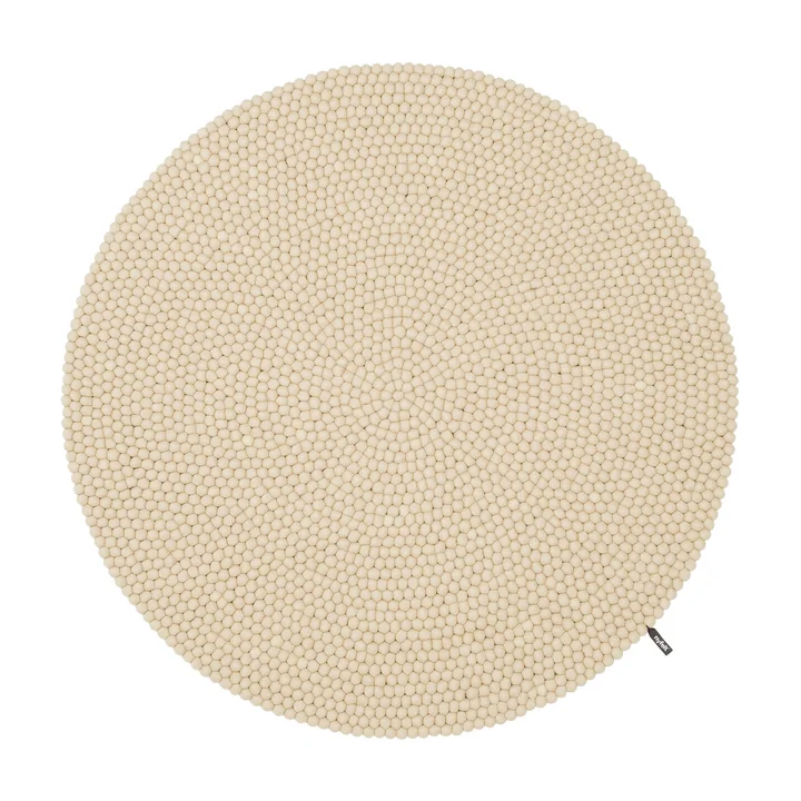 Mats tapis de boules de feutre de myfelt dans la couleur beige