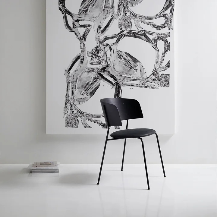 OUT Objets de nos jours - Fauteuil Wagner