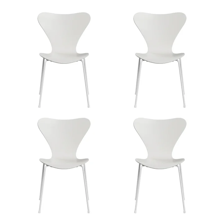 Fritz Hansen - Série 7 chaise, monochrome frêne teinté blanc / piètement noir (lot de 4)