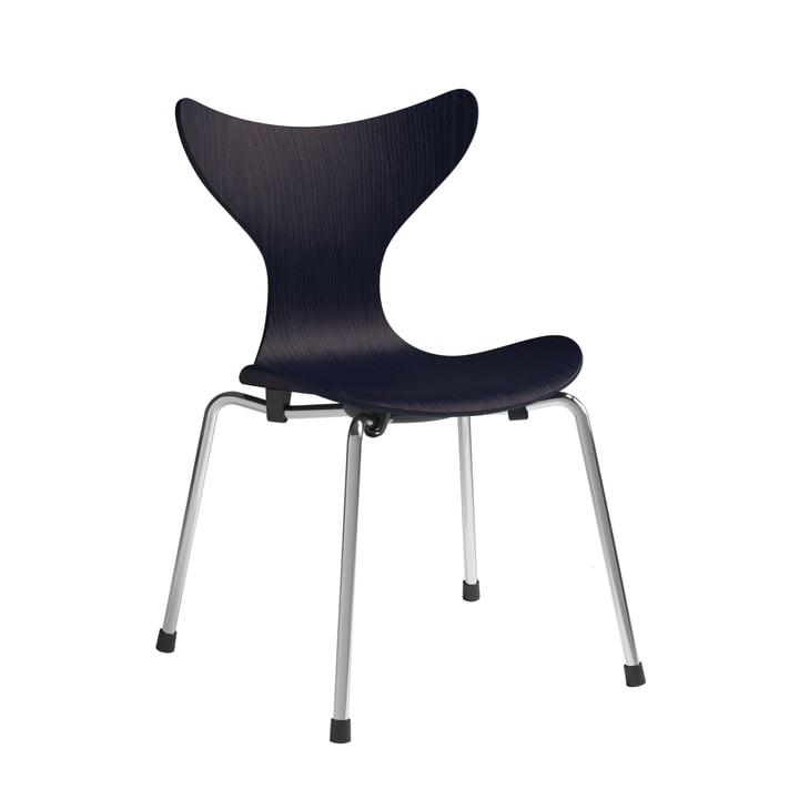 Lily Chaise pour enfant de Fritz Hansen dans la version midnight blue / chrome