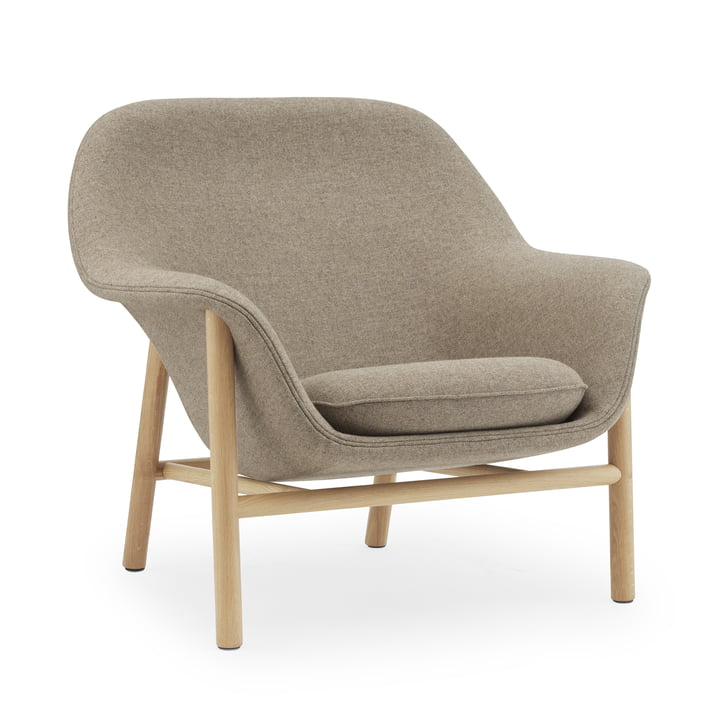 Drape Lounge Chair, low, chêne, Main Line Flax 23 de Normann Copenhagen