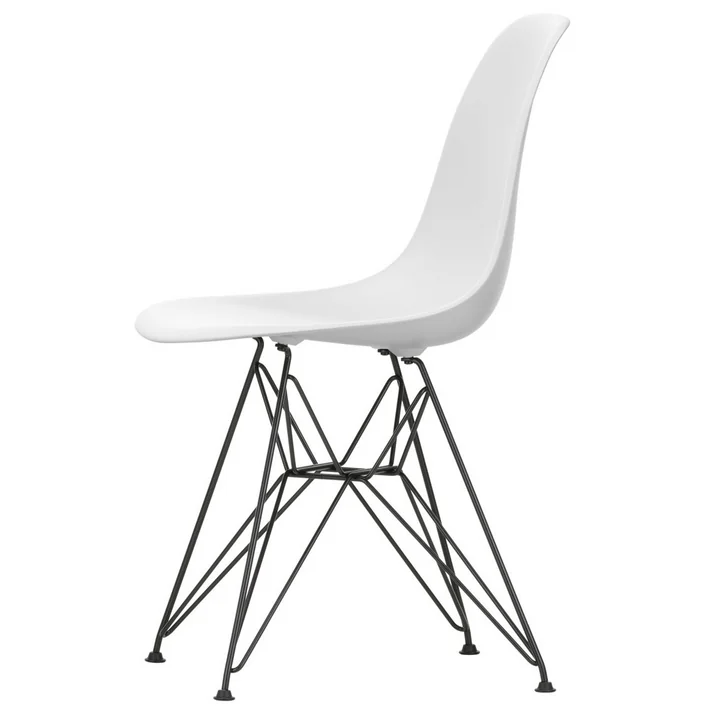 Eames Plastic Side Chair de Vitra