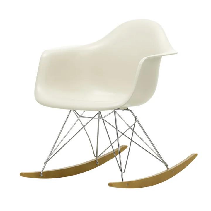 Eames Plastic Armchair de Vitra