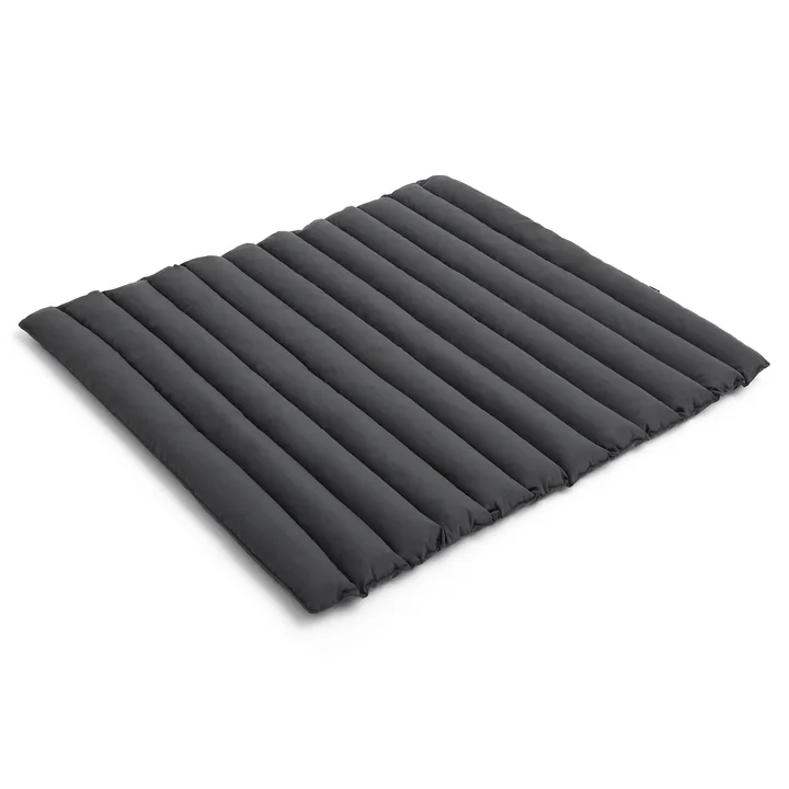 Palissade Soft Quilted Cushion, pour canapé lounge, anthracite de HAY