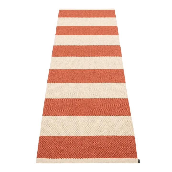 Bob Tapis, 70 x 225 cm, brick / vanilla de Pappelina
