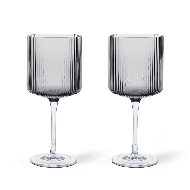 Ferm Living - Ripple Verre à vin rouge, smoked grey (set de 2)