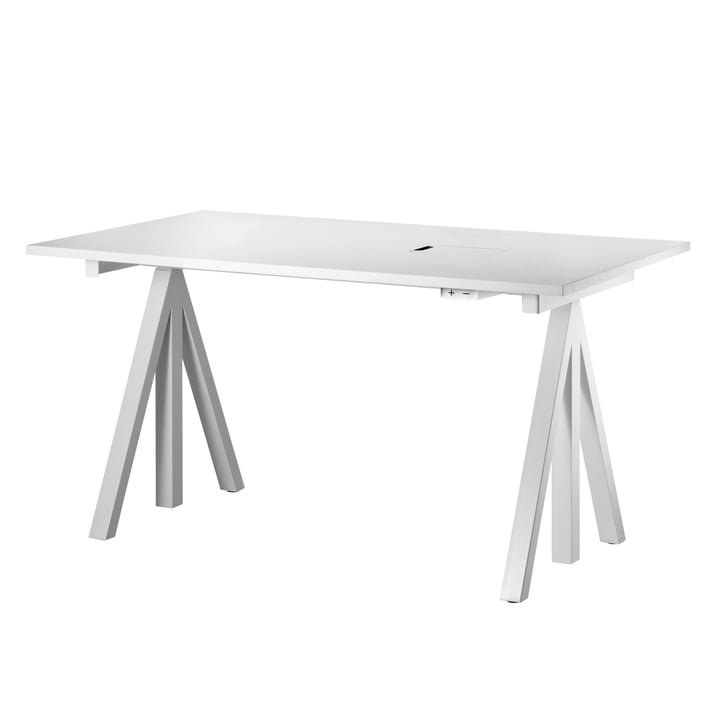 String - Works Bureau, réglable en hauteur, blanc, plateau 140 x 78 cm