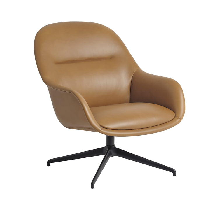 Muuto - Fiber Lounge Armchair Swivel Base, noir / Refine Cuir Cognac