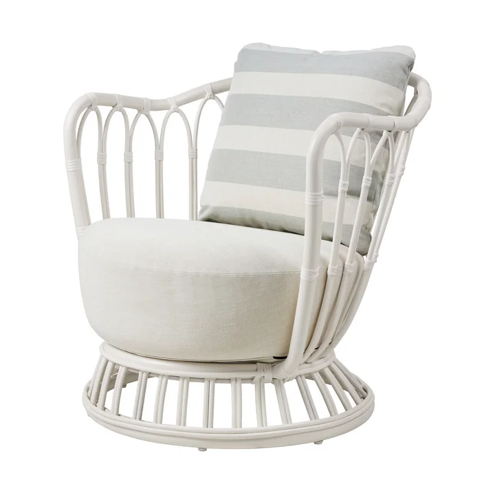 Grace Outdoor Lounge Chair, alabaster white de Gubi