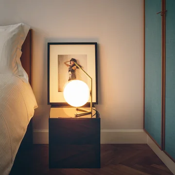 La lampe de table IC de Flos