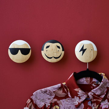 Crochet mural Sketch Inc. par Lucie Kaas