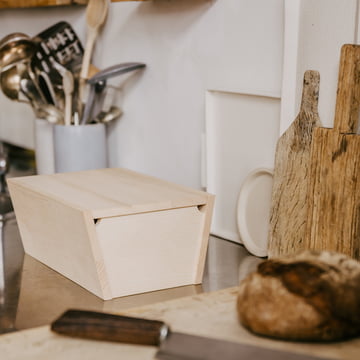 La boîte à pain Moin ! de side by side dans une cuisine moderne