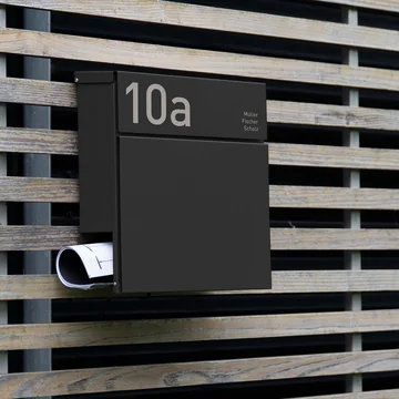 Boîte aux lettres Letterman VI avec rouleau à journaux de Radius Design