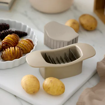 Rosti - Hasselback -Tailleur Classic, humus