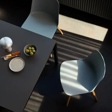 & Tradition - Rely Side Chair HW71, chêne laqué transparent / bleu clair