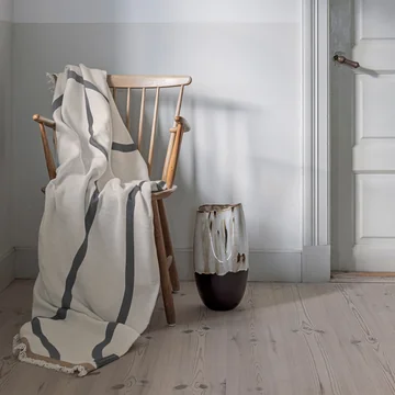 Mette Ditmer - Shadow Couverture, 130 x 175 cm, blanc cassé / gris