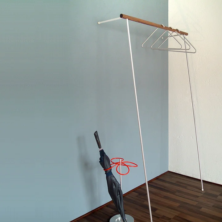 Leanon Armoire et porte-manteau Triangle de Roomsafari