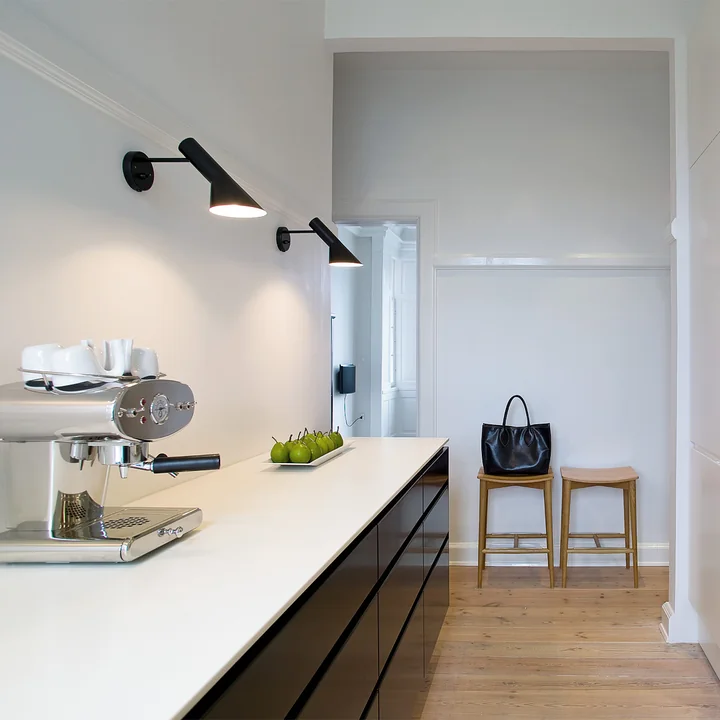 Applique murale AJ de Louis Poulsen en noir