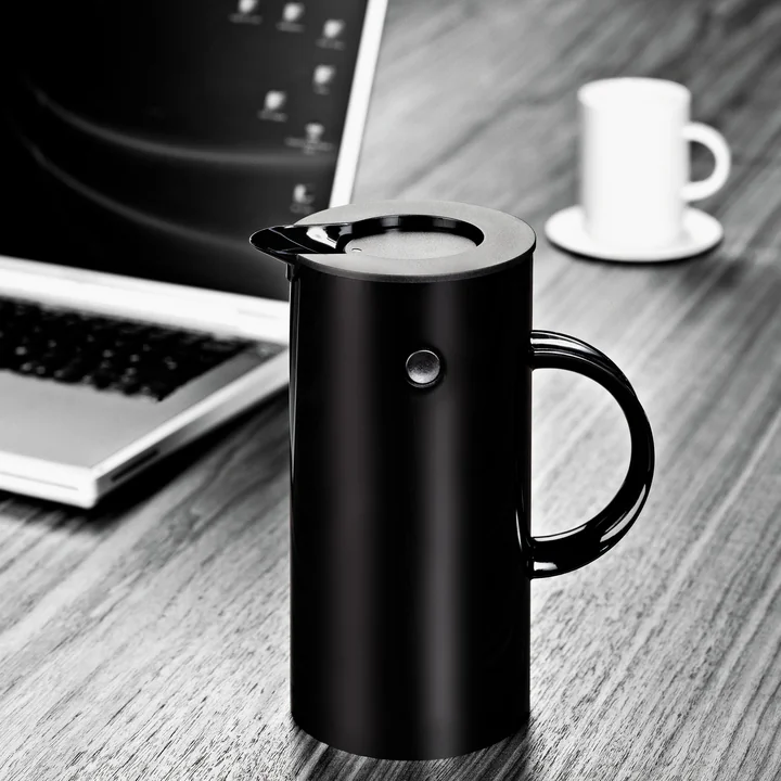 Pichet isotherme Stelton - 0.5 l, noir