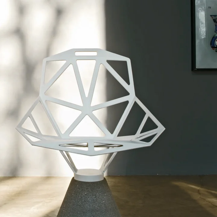 Magis - Chaise Chair One avec socle en ciment