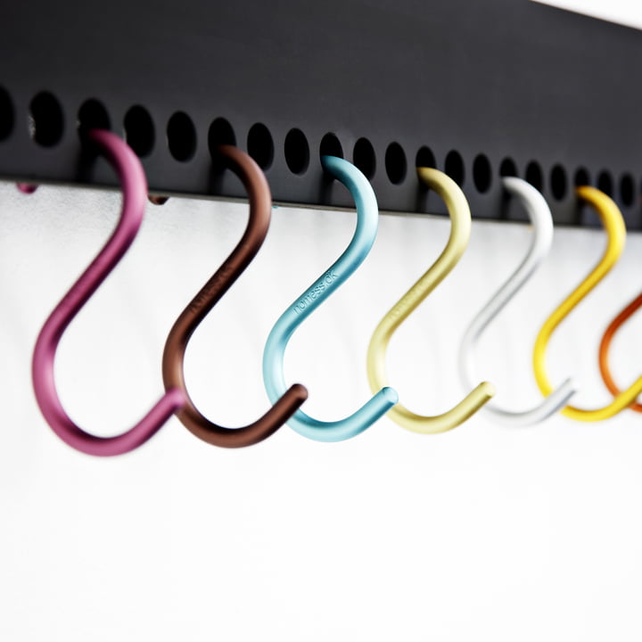 Bien rangé avec les crochets en S