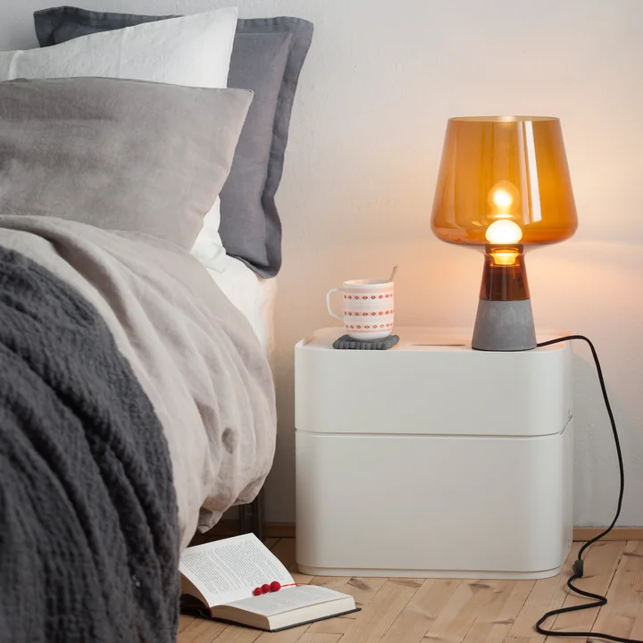 Sarjaton - Gobelet et Leimu - Lampe de Iittala