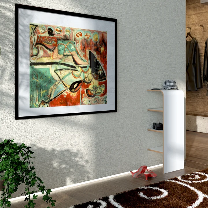 Stable et solide apposé au mur