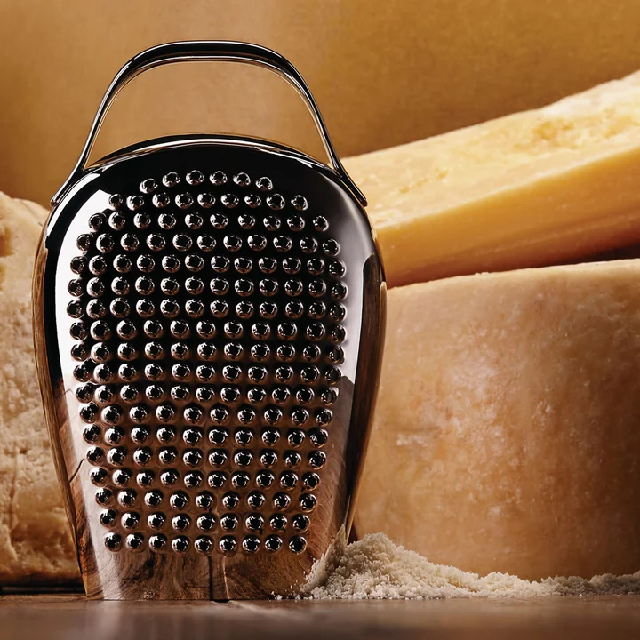 Râpe à parmesan en acier inoxydable