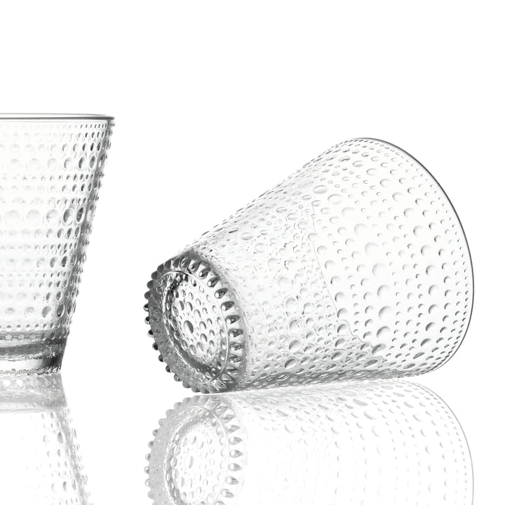 Verres à boire avec un design de goutte caractéristique