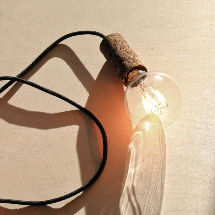 Cork de NUD Collection avec ampoule