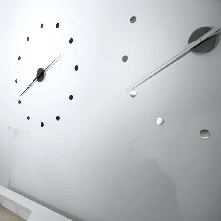 Radius Design - Horloge murale Flexible