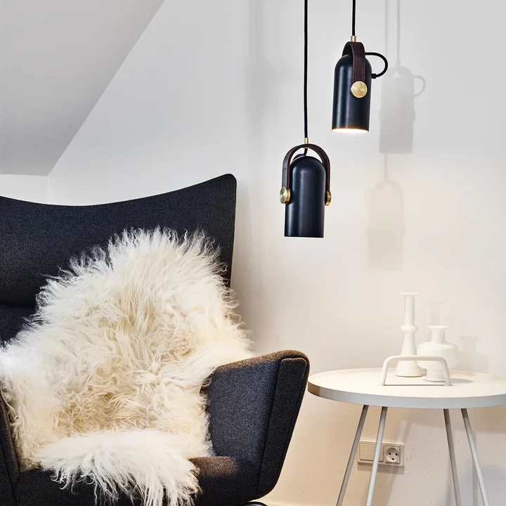 Suspension avec abat-jour réglable