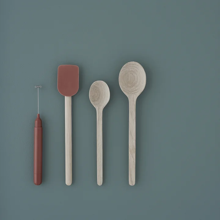 Frothy Mousseur à lait avec Easy Cuillère de cuisine et raclette à pâte