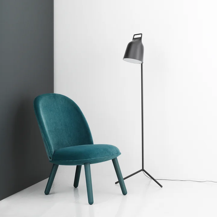 Stage Lampadaire avec Ace Lounge Chair Velour