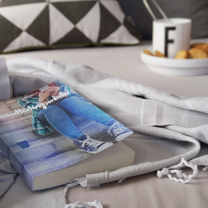 Tasteboykott_ferm-Living_Geometry-Kissen_Florian-Ludwig_3zu4