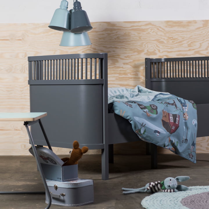 Le Sebra lit Baby & Junior avec la collection de la ferme