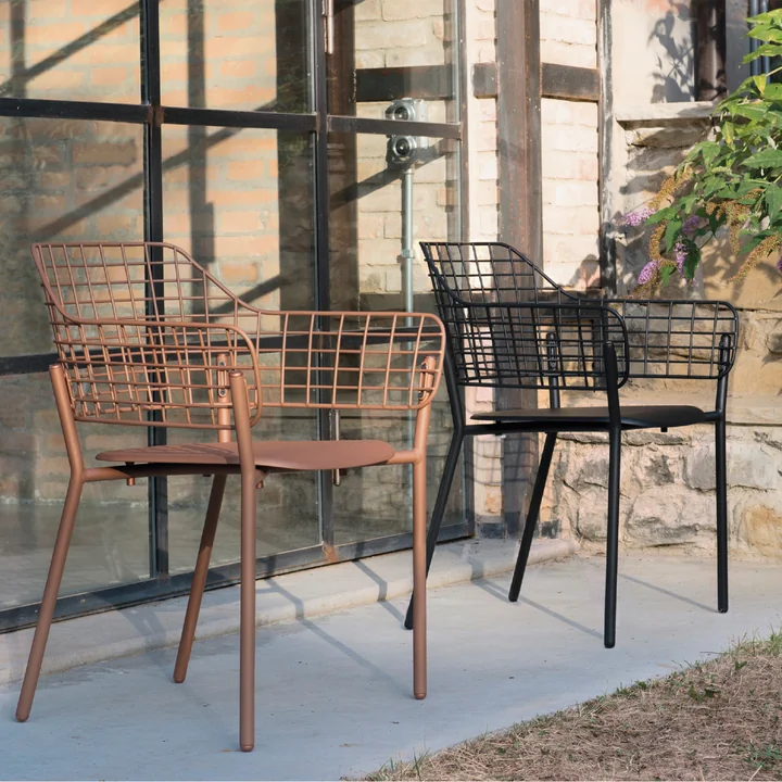 Lyze Chaise avec accoudoirs de Emu