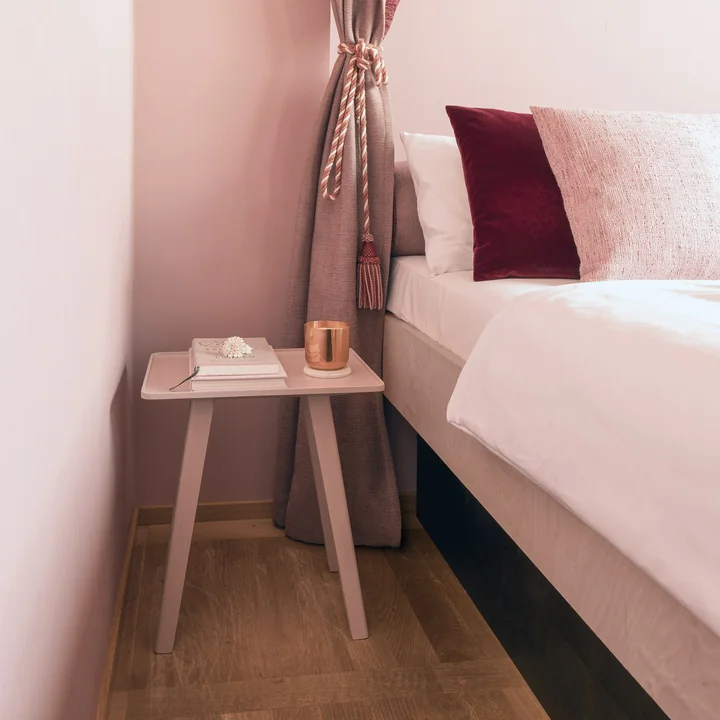 Nini - Tabouret & - Table d'appoint de Schönbuch