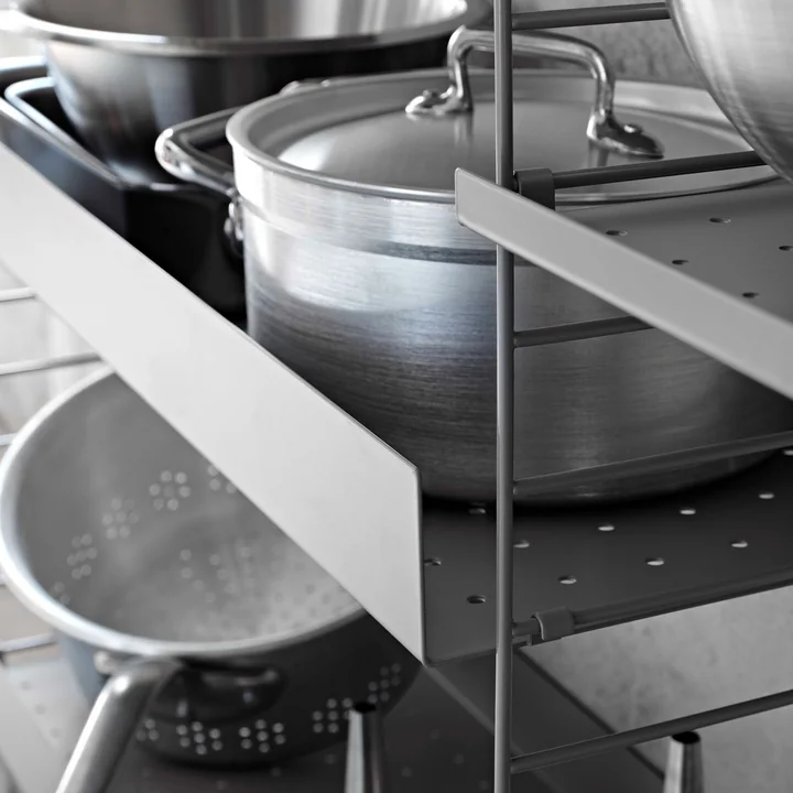 Fond métallique de String en gris