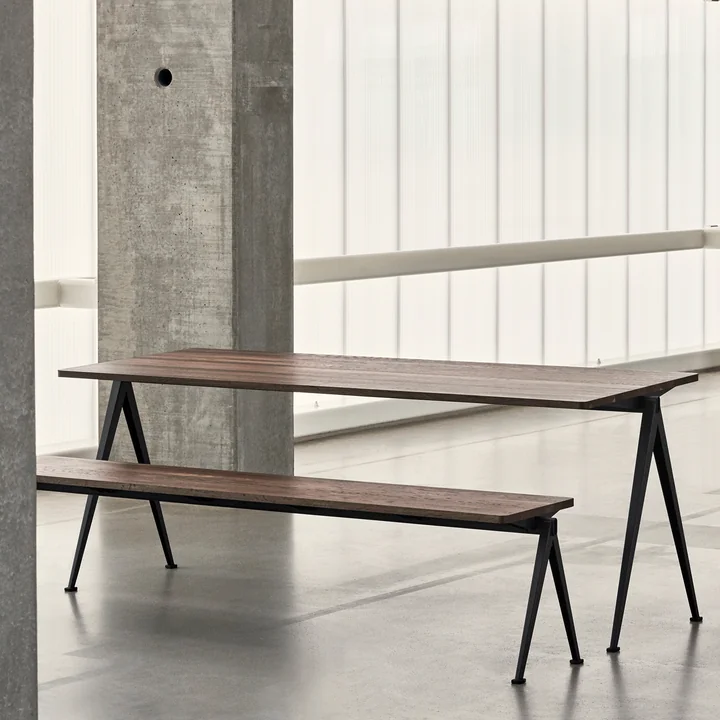 Pyramid Bureau et banque de HAY