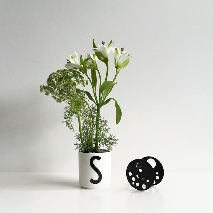 Accessoires pour les tasses en porcelaine AJ de Design Letters