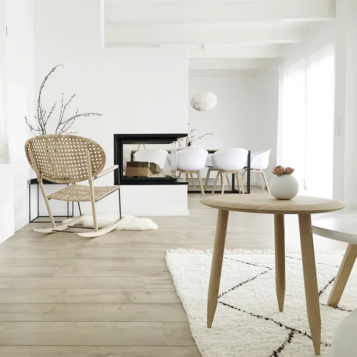 Table d'appoint en chêne fumé et huilé