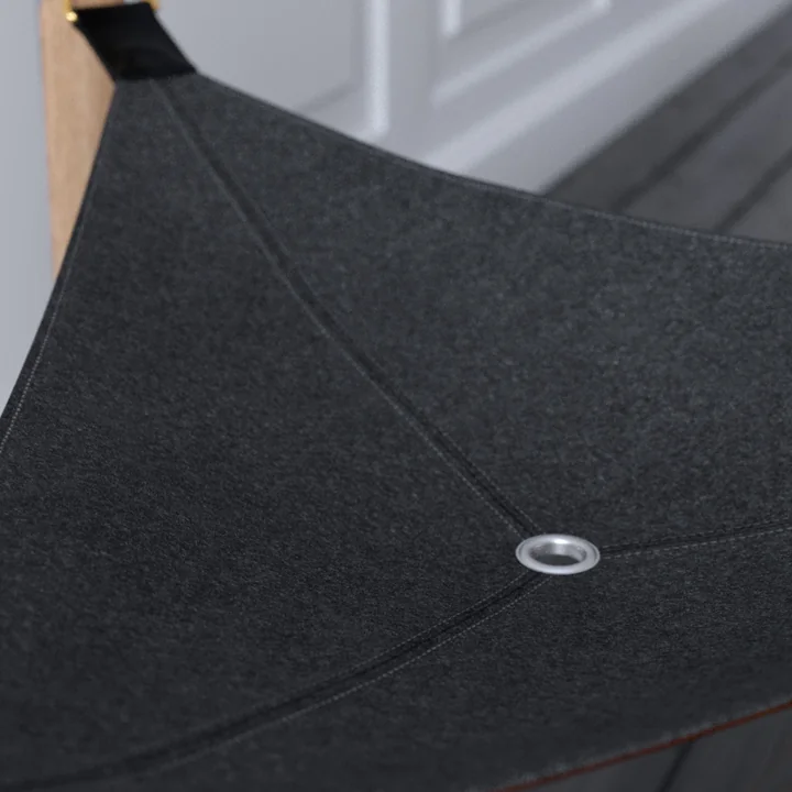 Hang Out Table basse de Umage en chêne naturel