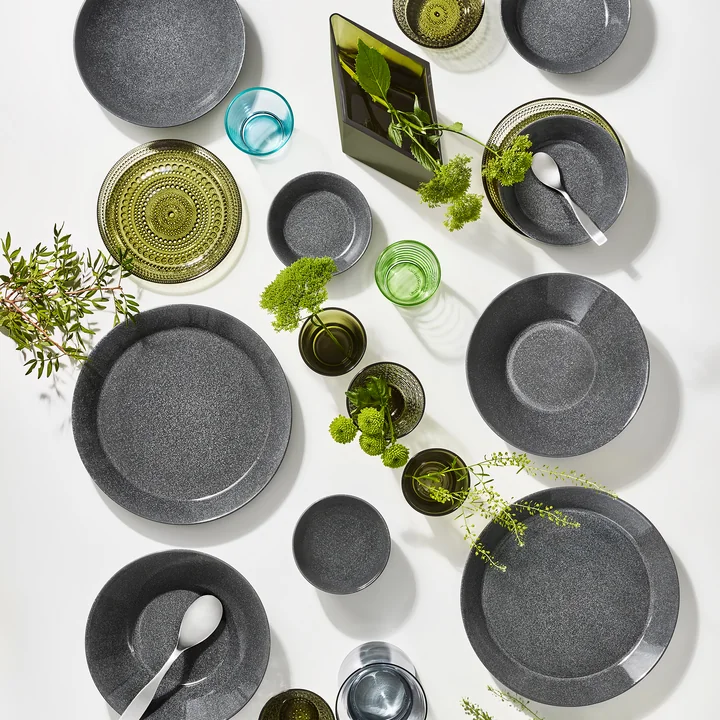 Vaisselle Teema par Iittala en gris moucheté