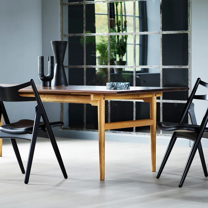 La table à manger CH327 de Carl Hansen