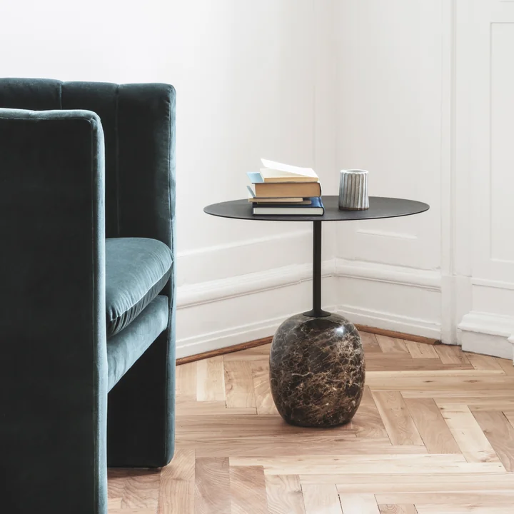 Lato Table d'appoint et fauteuil Loafer de & Tradition