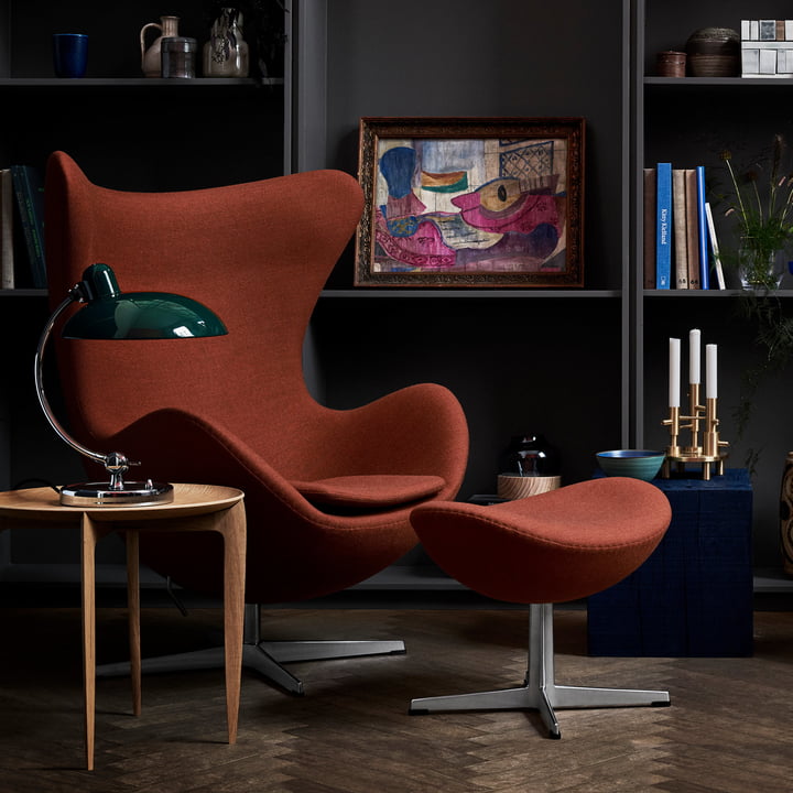 Egg Chair et tabouret de pied de Fritz Hansen